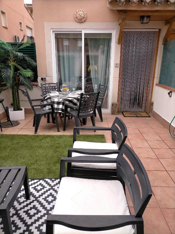 Vila Lydia Cambrils Exterior photo